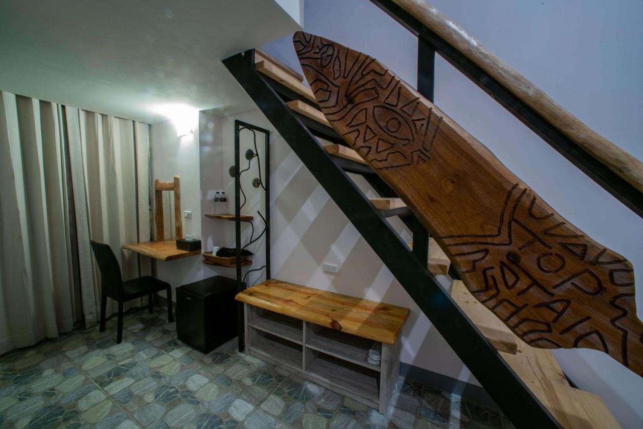 Toptai Homestay Kchen-ting Exteriér fotografie